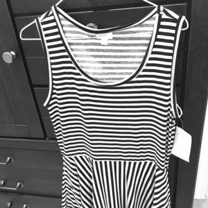 Lularoe Nicki black and white dress